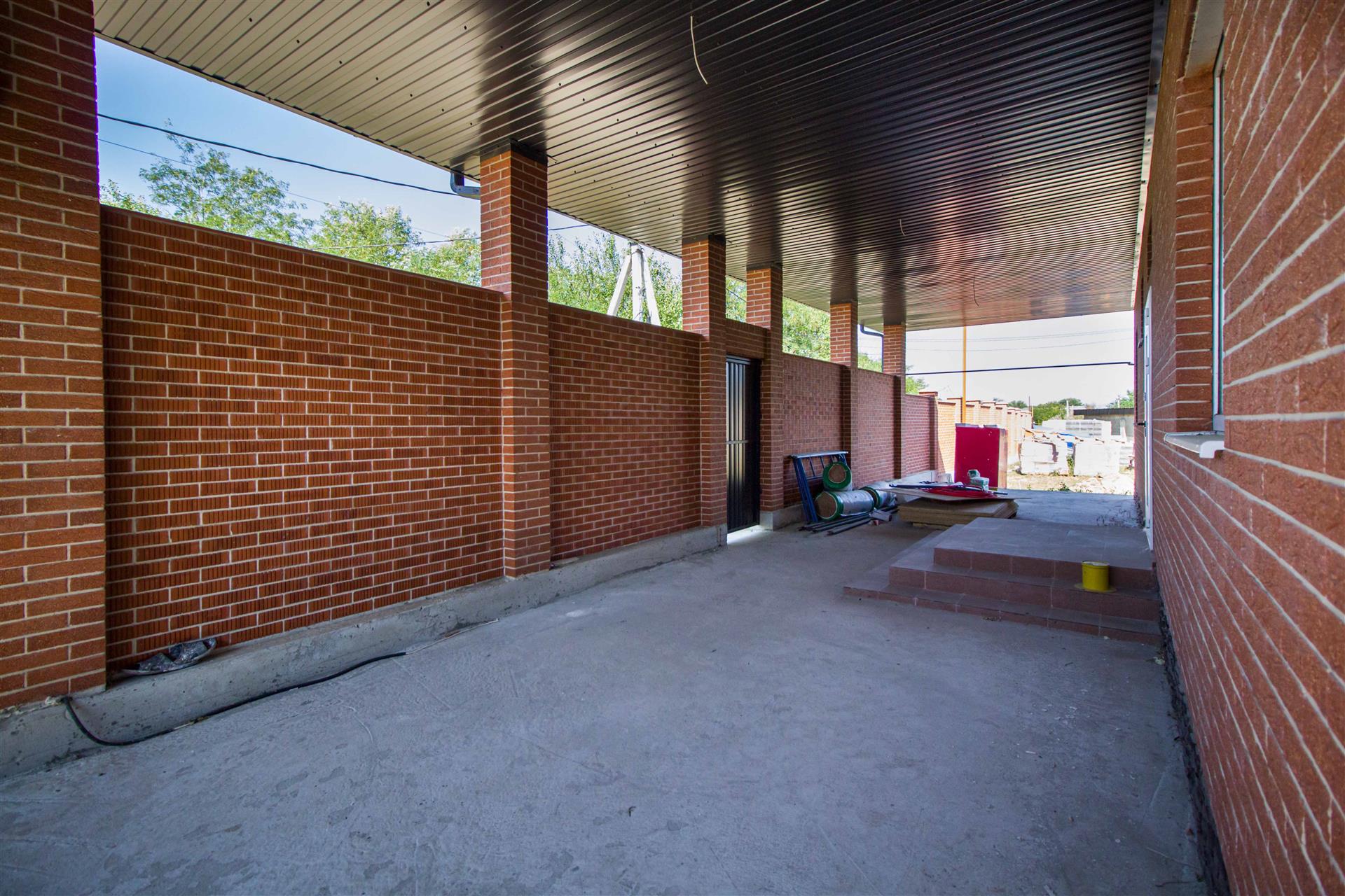 Фото №5: Дом 220 м² + 5 сот. - Новотитаровская, Прикубанский внутригородской округ, мкр. жилой комплекс Красная площадь, ул. Луначарского, 57