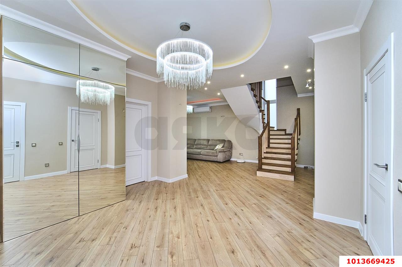 Фото №6: Дом 157 м² + 6 сот. - СНТ Лекраспромовец, Прикубанский внутригородской округ, ул. Южная, 59