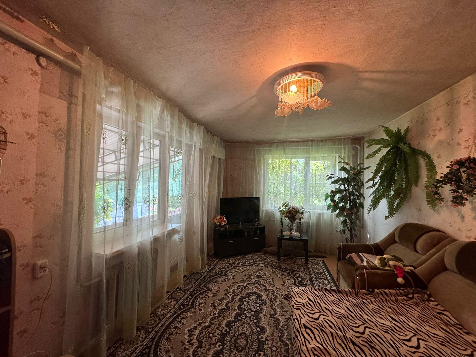 Фото №8: Дом 177 м² + 12.8 сот. - Тлюстенхабль, Центральный внутригородской округ, Западный внутригородской округ, мкр. Центральный, ул. Школьная, 12