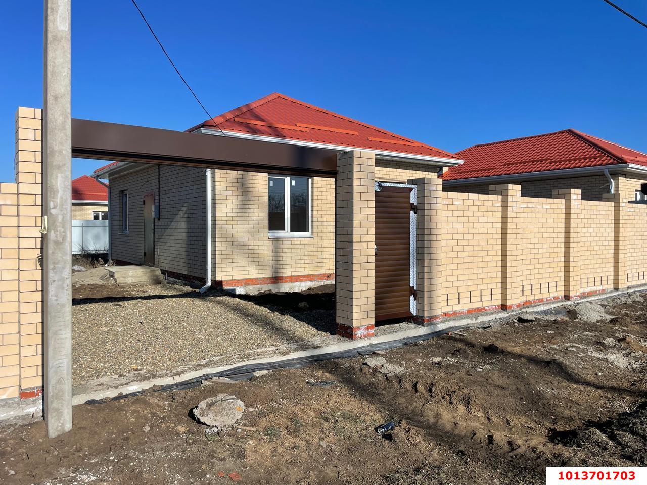 Фото №1: Дом 60 м² + 3.72 сот. - Южный, коттеджный  Южная столица, ул. Белореченская, 1Б