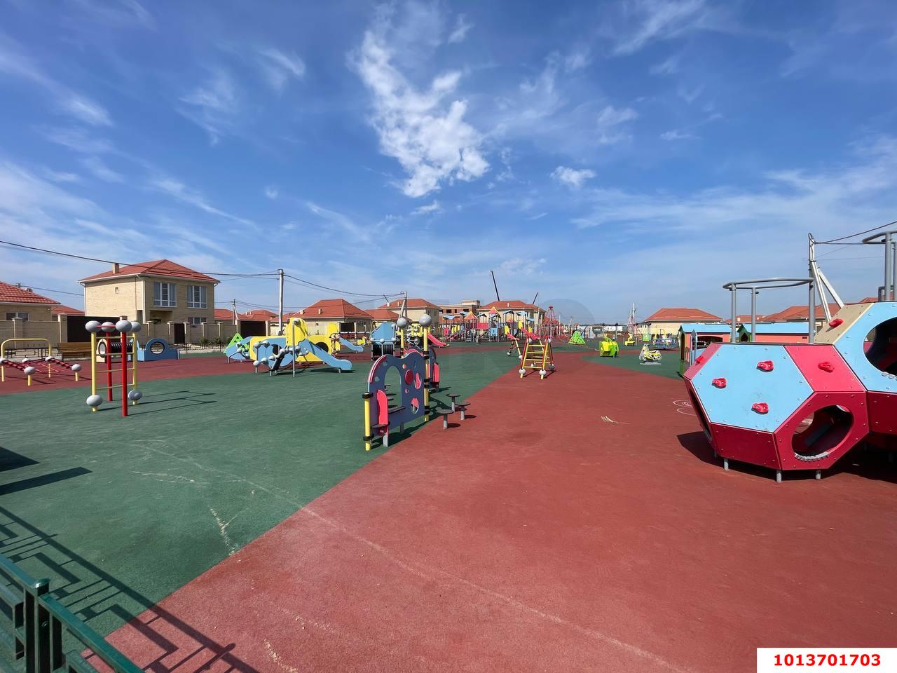 Фото №14: Дом 60 м² + 3.72 сот. - Южный, коттеджный  Южная столица, ул. Белореченская, 1Б