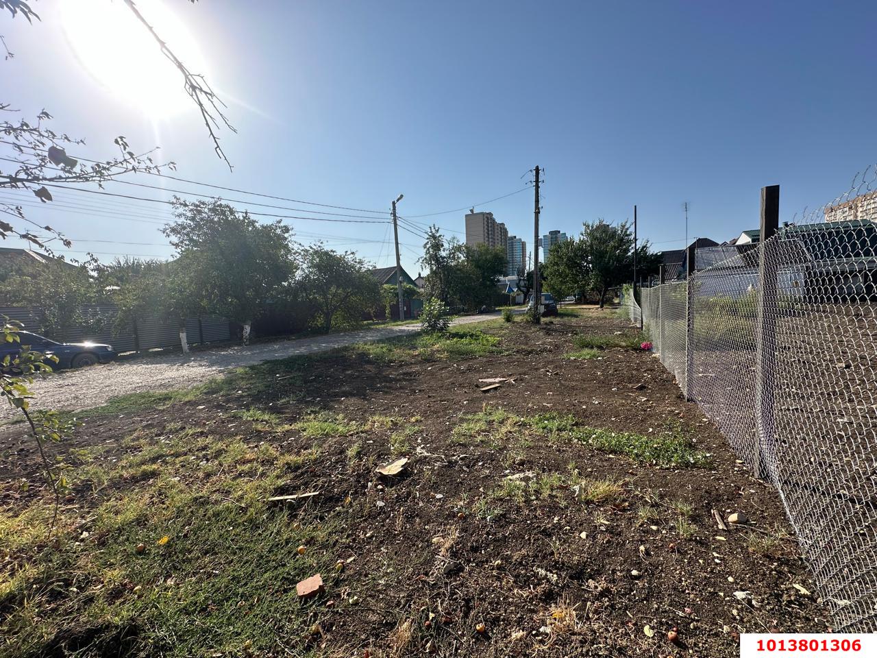 Фото №2: Земельный участок 9.76 сот. - Берёзовый, Прикубанский внутригородской округ, мкр. Витаминкомбинат, ул. Новосельская, 9