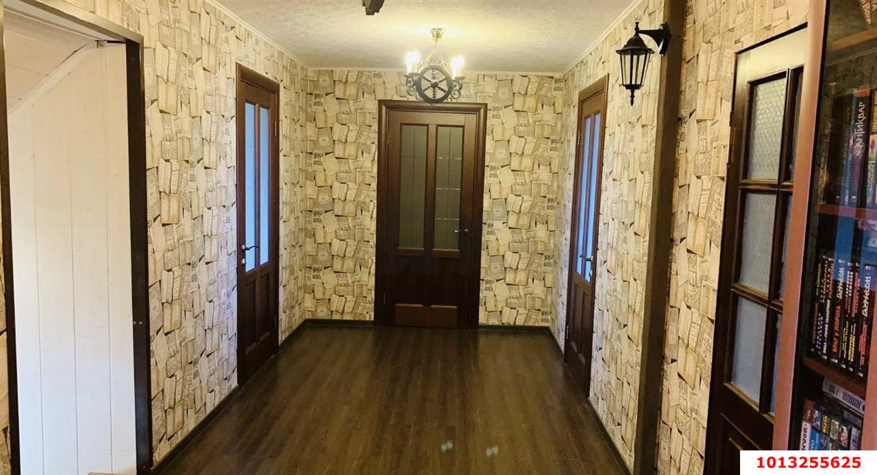 Фото №5: Дом 266 м² + 8 сот. - Южный, ул. Краснодарская, 47