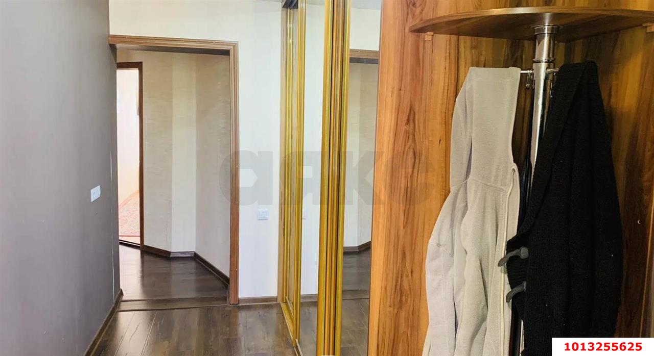 Фото №14: Дом 266 м² + 8 сот. - Южный, ул. Краснодарская, 47