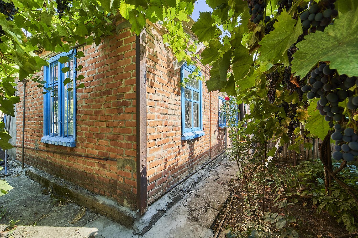 Фото №1: Дом 72 м² + 3.3 сот. - Краснодар, Западный внутригородской округ, мкр. Фестивальный, ул. Воровского, 93