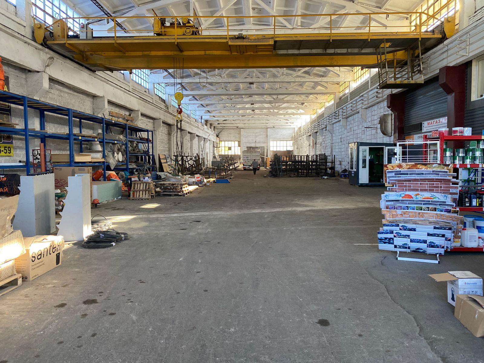 Фото №2: Коммерция 2200 м² - Лабинск, ул. Революционная