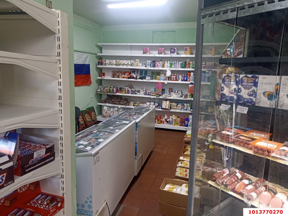 Фото №1: Торговое помещение 98 м² - Васюринская, ул. Железнодорожная, 12