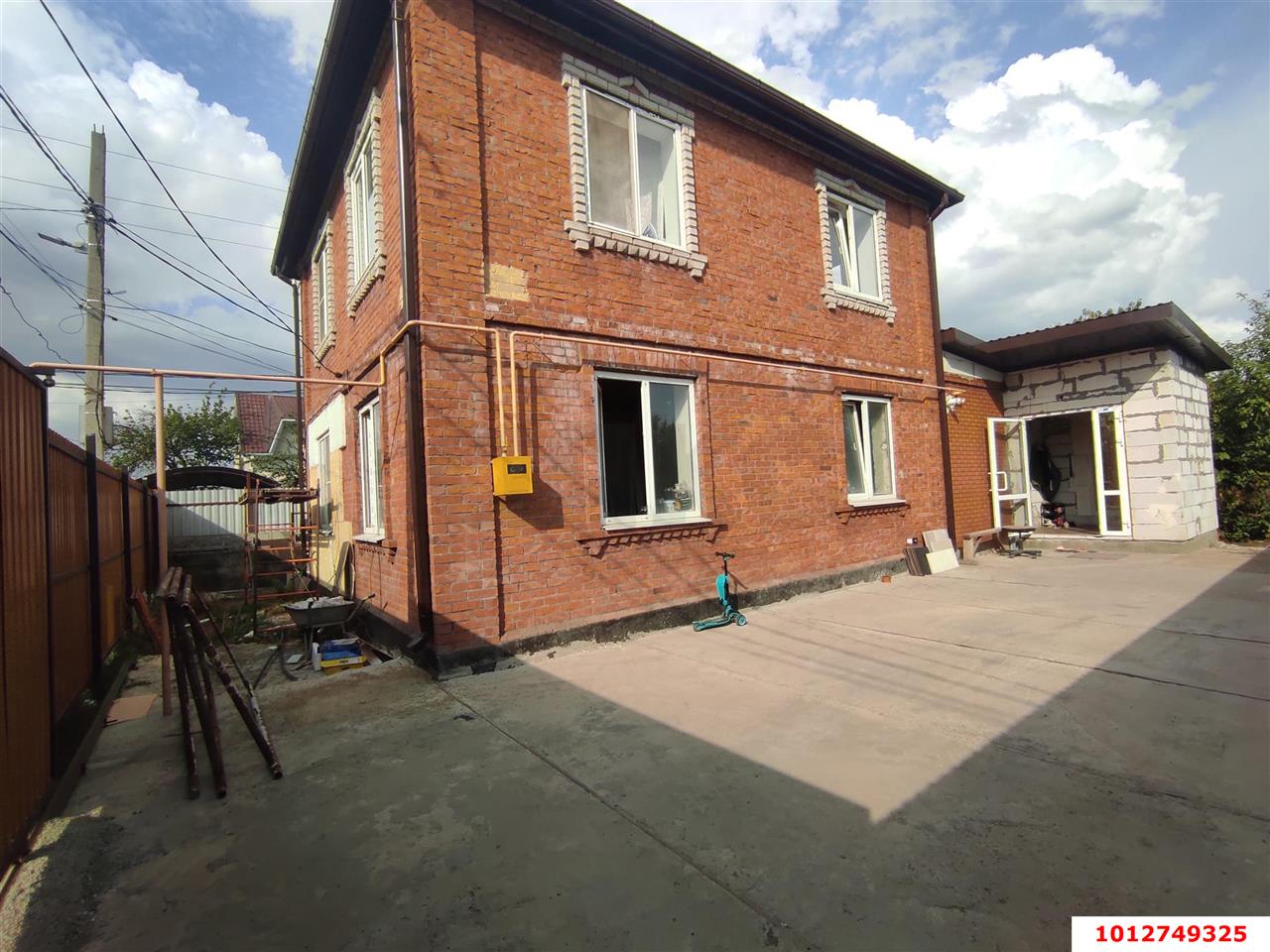 Фото №1: Дом 146 м² + 5 сот. - Дорожник, ул. Крыжовниковая, 30