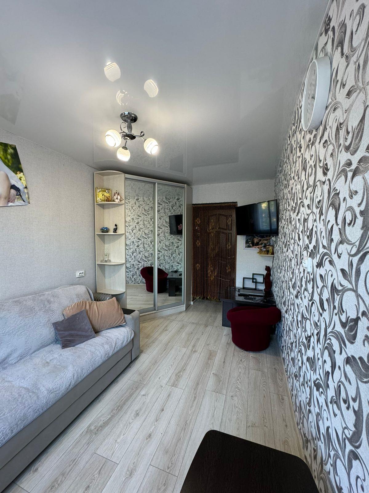 Фото №1: Комната 11 м² - Краснодар, Центральный внутригородской округ, мкр. Школьный, ул. Тихорецкая, 9