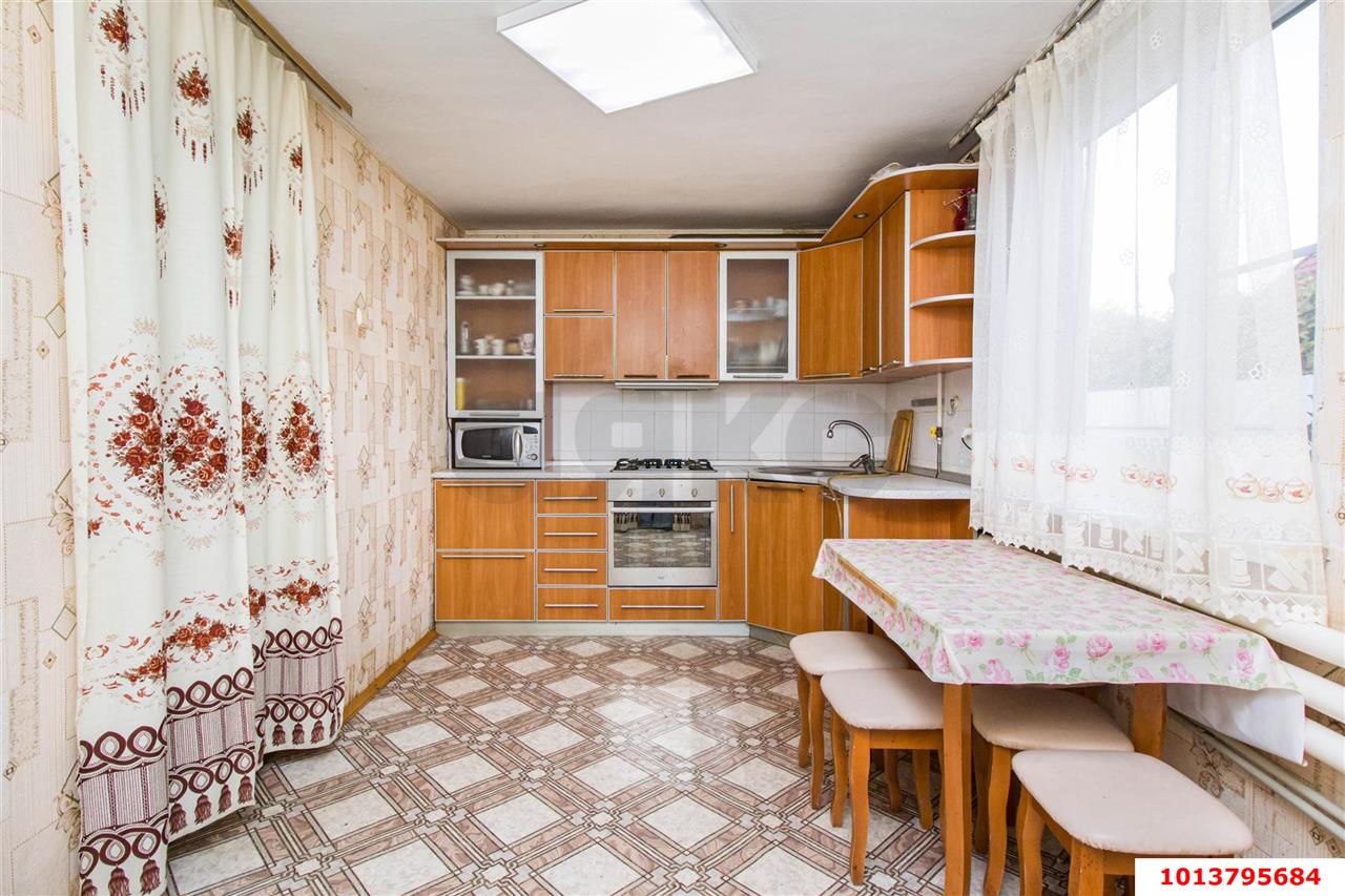 Фото №18: Дом 92 м² + 11.6 сот. - Красносельское, Западный внутригородской округ, мкр. Юбилейный, ул. Советская, 20