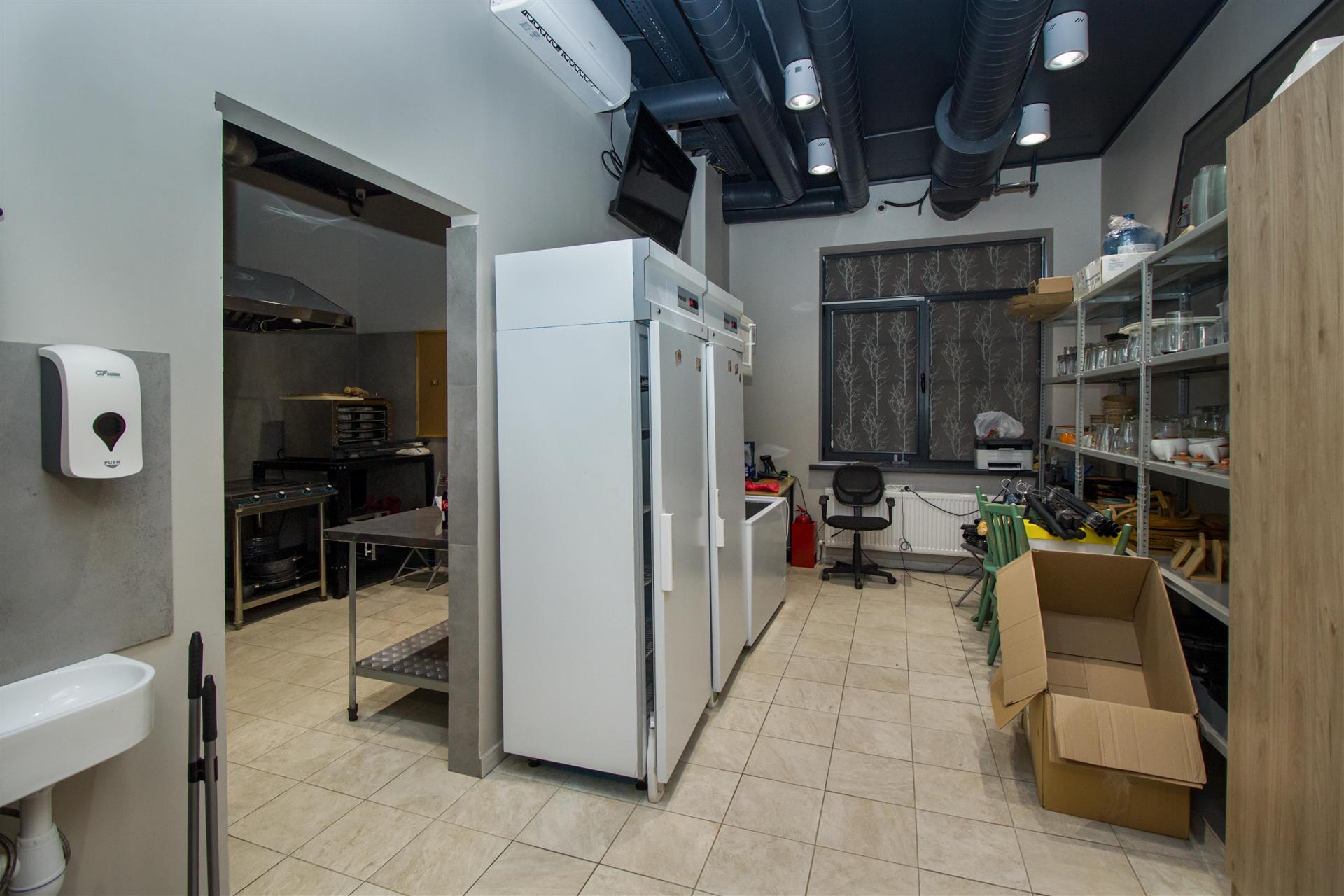 Фото №12: Коммерция 113 м² - Краснодар, ЖК Губернский, 4-й квартал, Прикубанский внутригородской округ, мкр. Губернский, ул. Боспорская, 8