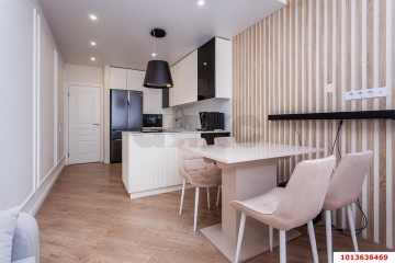 Фото №1: 3-комнатная квартира 95 м² - Краснодар, мкр. имени Петра Метальникова, ул. Цезаря Куникова, 24к1