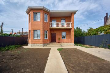 Фото №1: Дом 165 м² - Российский, мкр. Прикубанский внутригородской округ, ул. имени В.М. Комарова, 16