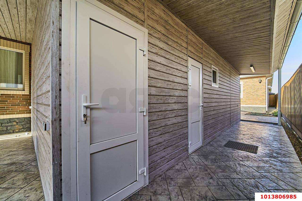 Фото №17: Дом 127 м² + 8 сот. - Краснодар, коттеджный  Зелёная Долина, ул. Шумана, 13