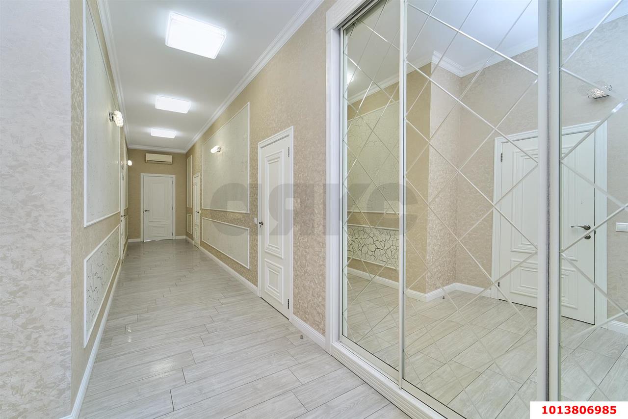 Фото №11: Дом 127 м² + 8 сот. - Краснодар, коттеджный  Зелёная Долина, ул. Шумана, 13