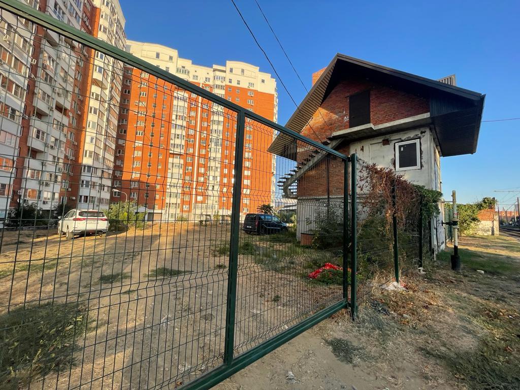 Фото №4: Коммерция 9 м² - Краснодар, Центральный внутригородской округ, мкр. Дубинка, ул. Воронежская, 37