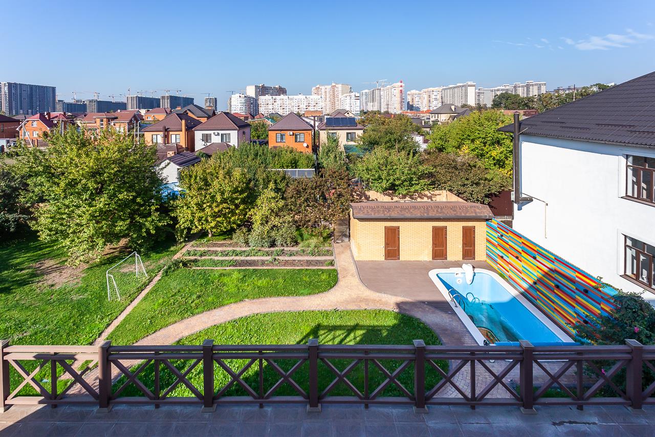 Фото №5: Дом 514 м² + 14 сот. - Краснодар, Прикубанский внутригородской округ, Калинино, мкр. Завод Радиоизмерительных Приборов, ул. Братьев Черников, 53