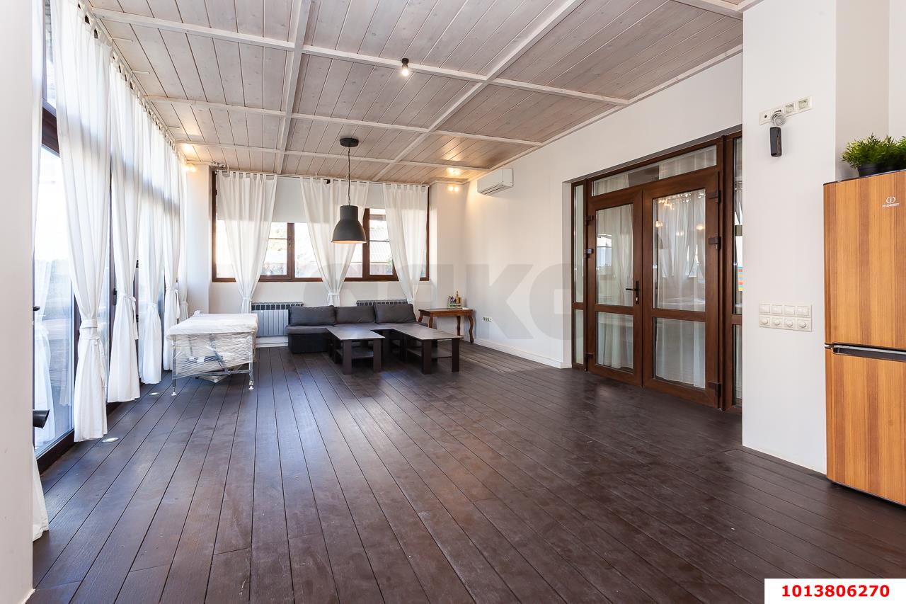 Фото №21: Дом 514 м² + 14 сот. - Краснодар, Калинино, ул. Братьев Черников, 53