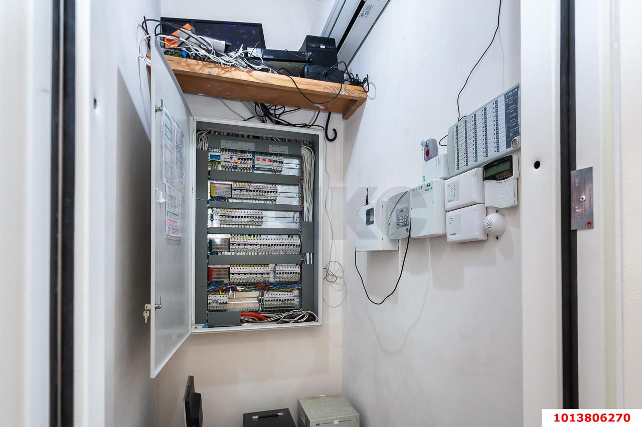 Фото №15: Дом 514 м² + 14 сот. - Краснодар, Калинино, ул. Братьев Черников, 53