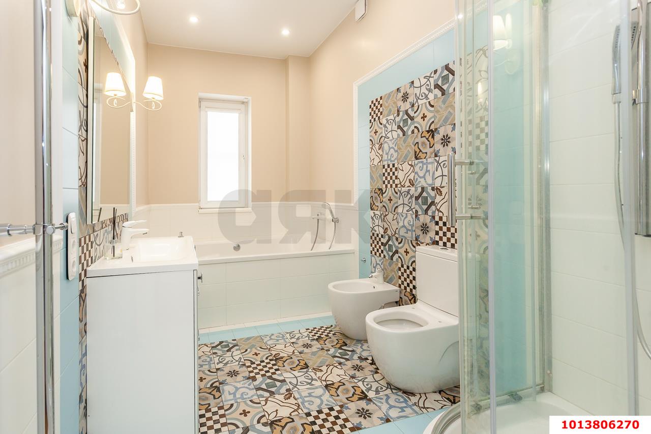 Фото №8: Дом 514 м² + 14 сот. - Краснодар, Калинино, ул. Братьев Черников, 53