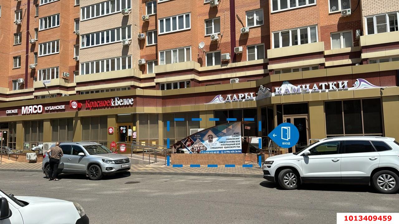 Фото №1: Торговое помещение 116 м² - Краснодар, жилой комплекс Смоленский, ул. Восточно-Кругликовская, 32