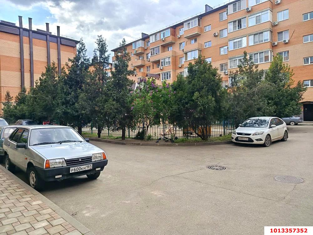 Фото №12: Студия 44 м² - Краснодар, Прикубанский внутригородской округ, ЖК Лучезарный, мкр. Музыкальный, ул. имени Сергея Есенина, 129/5