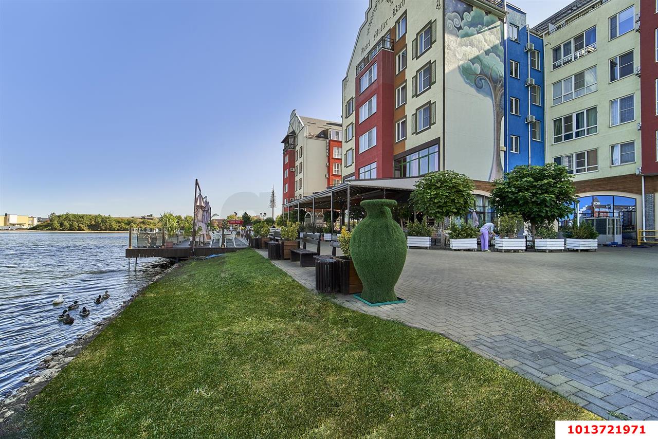 Фото №1: 2-комнатная квартира 108 м² - Краснодар, Немецкая Деревня, ул. Баварская, 8