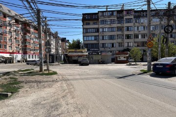 Фото №3: Коммерция 58 м² - Краснодар, мкр. Музыкальный, ул. имени Сергея Есенина, 84А
