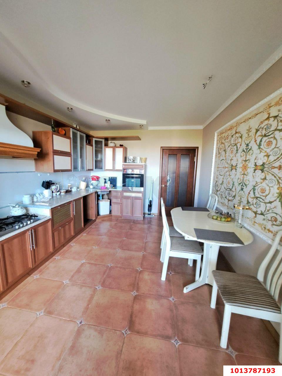 Фото №9: 3-комнатная квартира 122 м² - Краснодар, Табачная Фабрика, ул. Ипподромная, 53/1