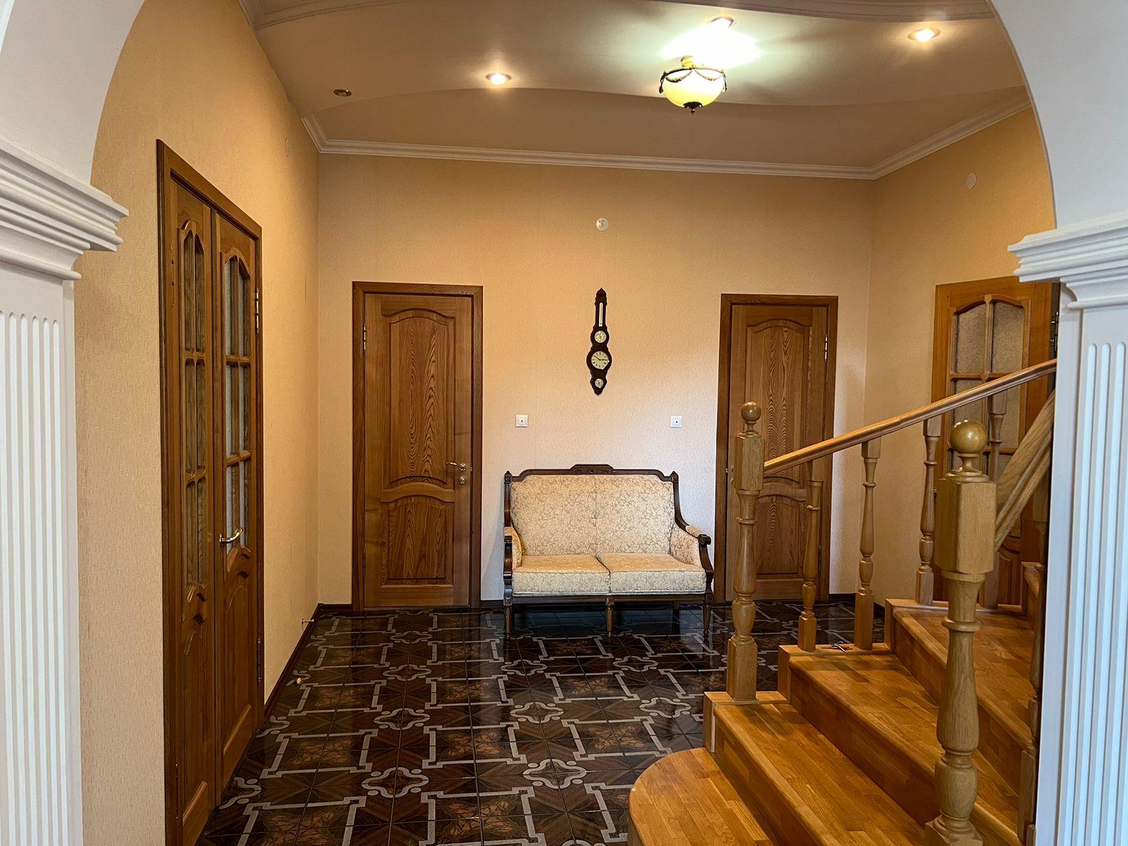 Фото №4: Дом 369 м² + 8.14 сот. - Краснодар, Прикубанский внутригородской округ, Калинино, мкр. Завод Радиоизмерительных Приборов, ул. Балканская, 3