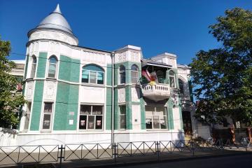 Фото №1: 2-комнатная квартира 33 м² - Краснодар, мкр. Центральный, ул. Комсомольская, 47