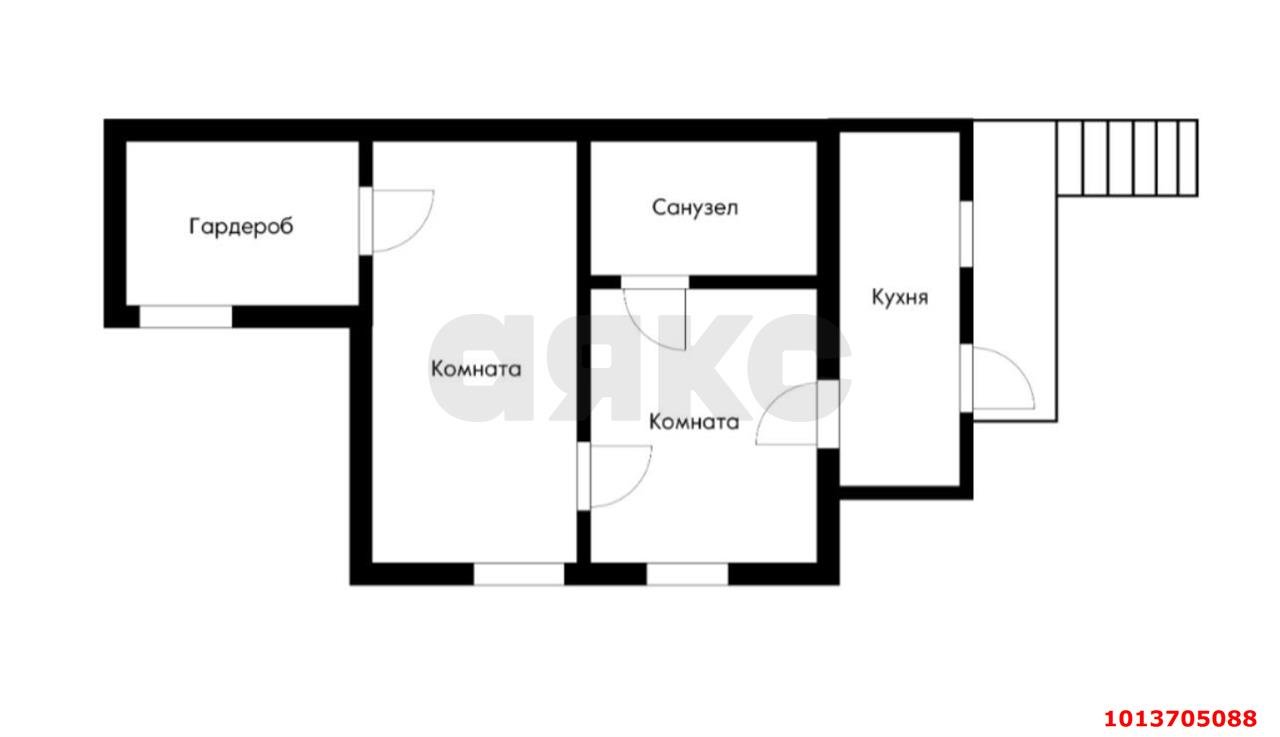 Фото №1: 2-комнатная квартира 33 м² - Краснодар, Центральный, ул. Комсомольская, 47