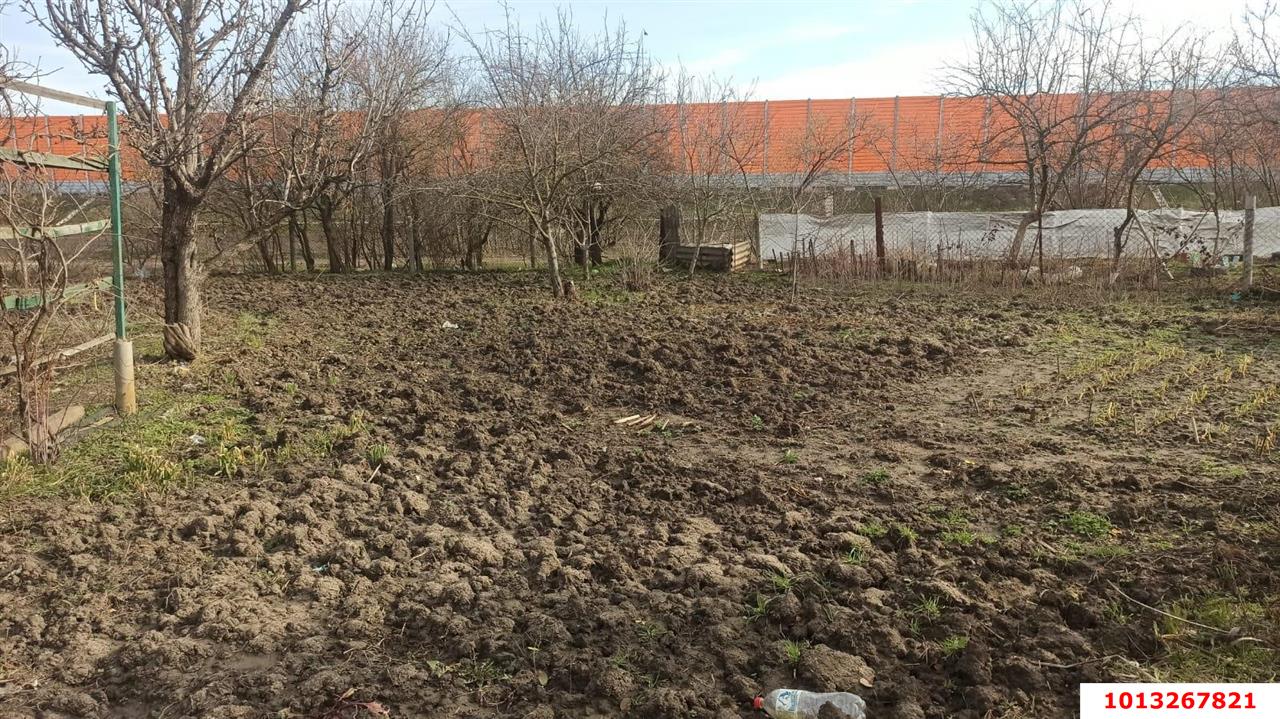 Фото №1: Земельный участок 9.48 сот. - садовое некоммерческое товарищество Факел, мкр. Прикубанский внутригородской округ, ул. Белозёрная, 1