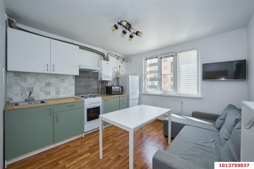 Фото №1: 2-комнатная квартира 74 м² - Яблоновский, мкр. жилой комплекс Солнечный, ул. Солнечная, 57