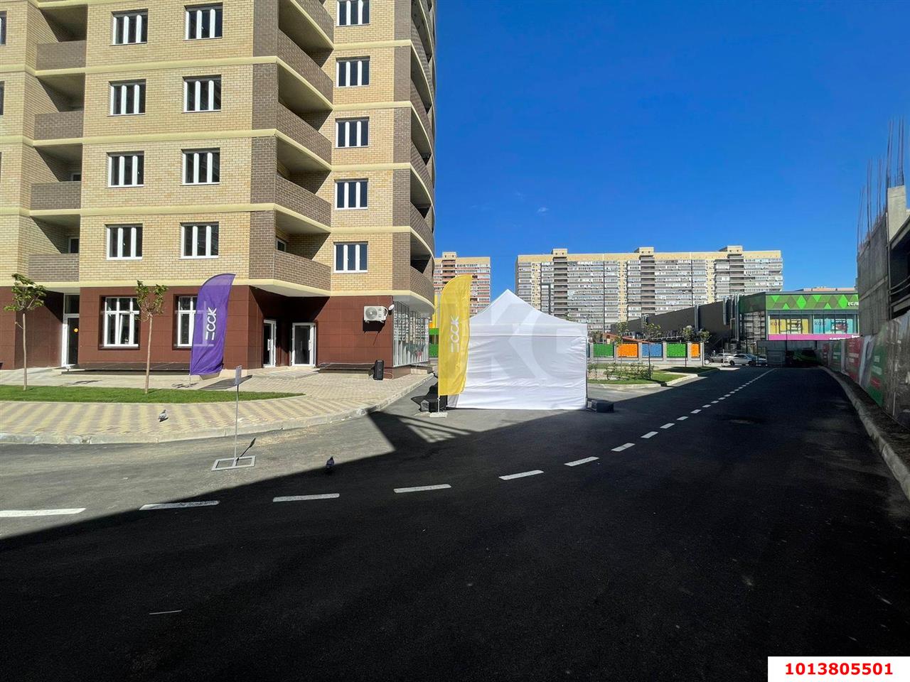 Фото №4: Торговое помещение 42 м² - Краснодар, имени Петра Метальникова, ул. Петра Метальникова, 36