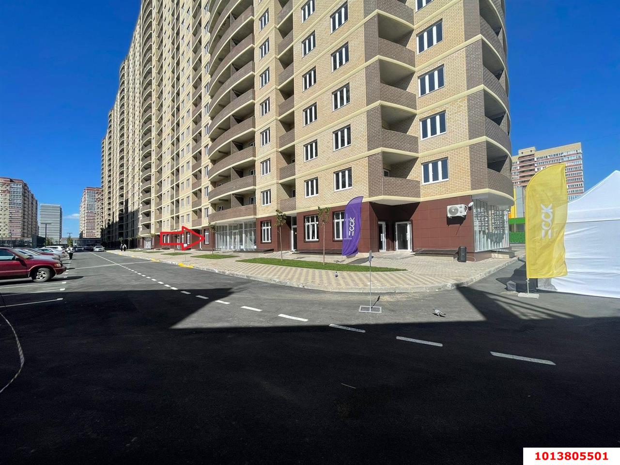 Фото №1: Торговое помещение 42 м² - Краснодар, имени Петра Метальникова, ул. Петра Метальникова, 36