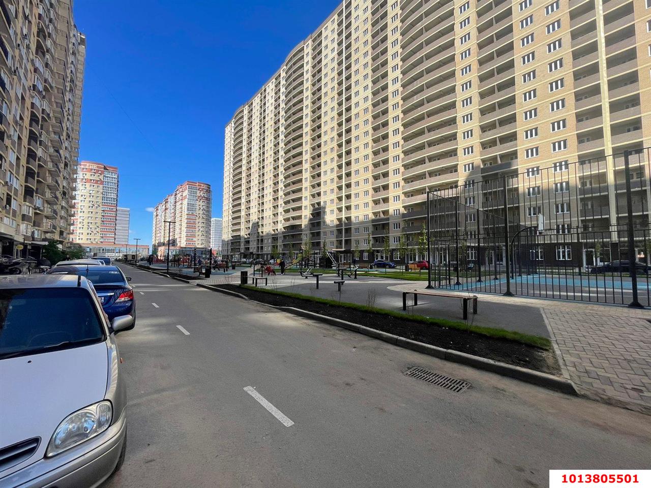 Фото №8: Торговое помещение 42 м² - Краснодар, имени Петра Метальникова, ул. Петра Метальникова, 36