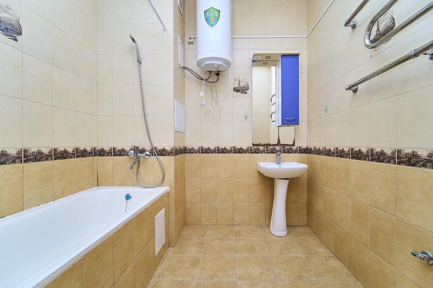 Фото №8: 2-комнатная квартира 75 м² - Краснодар, ул. 1 Мая, 388