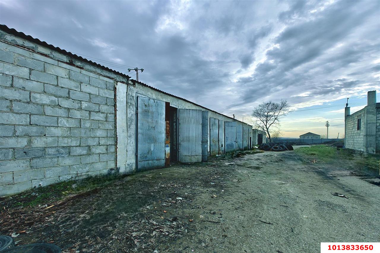 Фото №3: Коммерция 1400 м² - Абинск