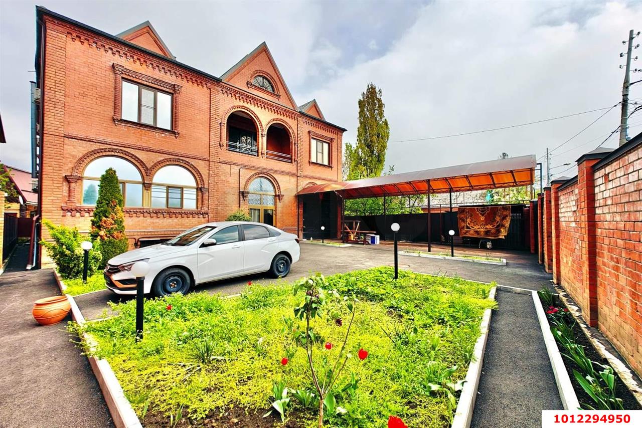 Фото №1: Дом 480 м² + 6 сот. - Краснодар, Центральный внутригородской округ, мкр. Школьный, ул. Володи Головатого, 591