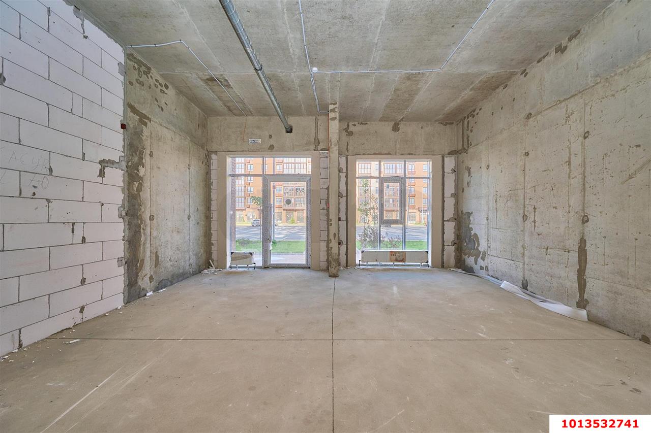 Фото №8: Коммерция 48 м² - Южный, мкр. жилой комплекс История-2, ул. Казачья, 6к2