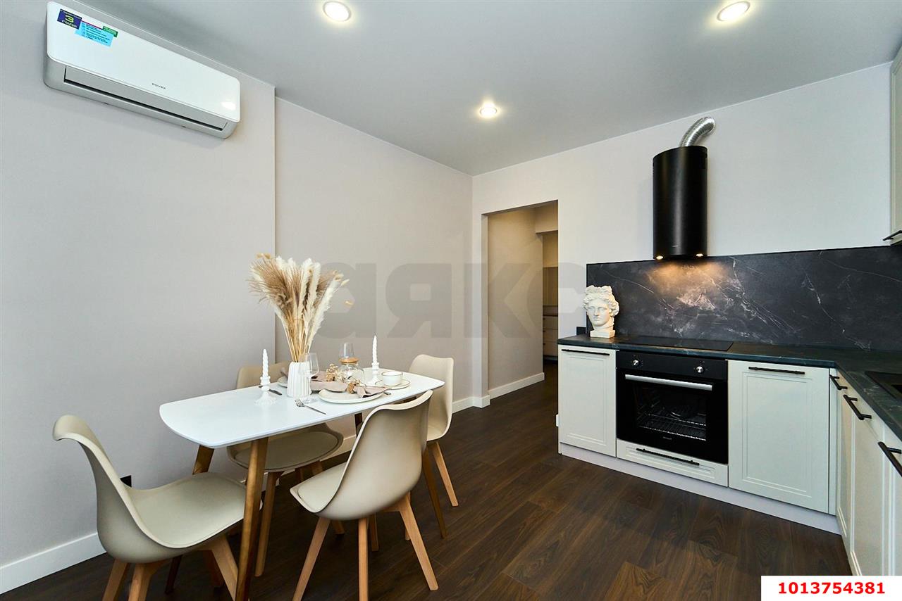 Фото №9: 2-комнатная квартира 54 м² - Краснодар, жилой комплекс Сограт, ул. Красных Партизан, 4/15