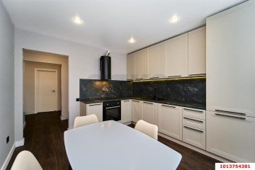 Фото №2: 2-комнатная квартира 54 м² - Краснодар, мкр. жилой комплекс Сограт, ул. Красных Партизан, 4/15