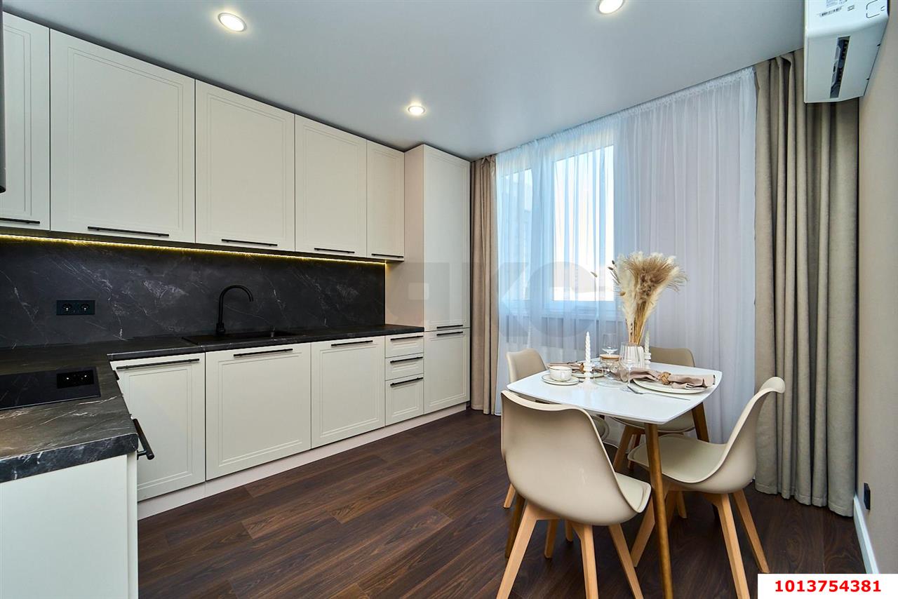 Фото №8: 2-комнатная квартира 54 м² - Краснодар, жилой комплекс Сограт, ул. Красных Партизан, 4/15