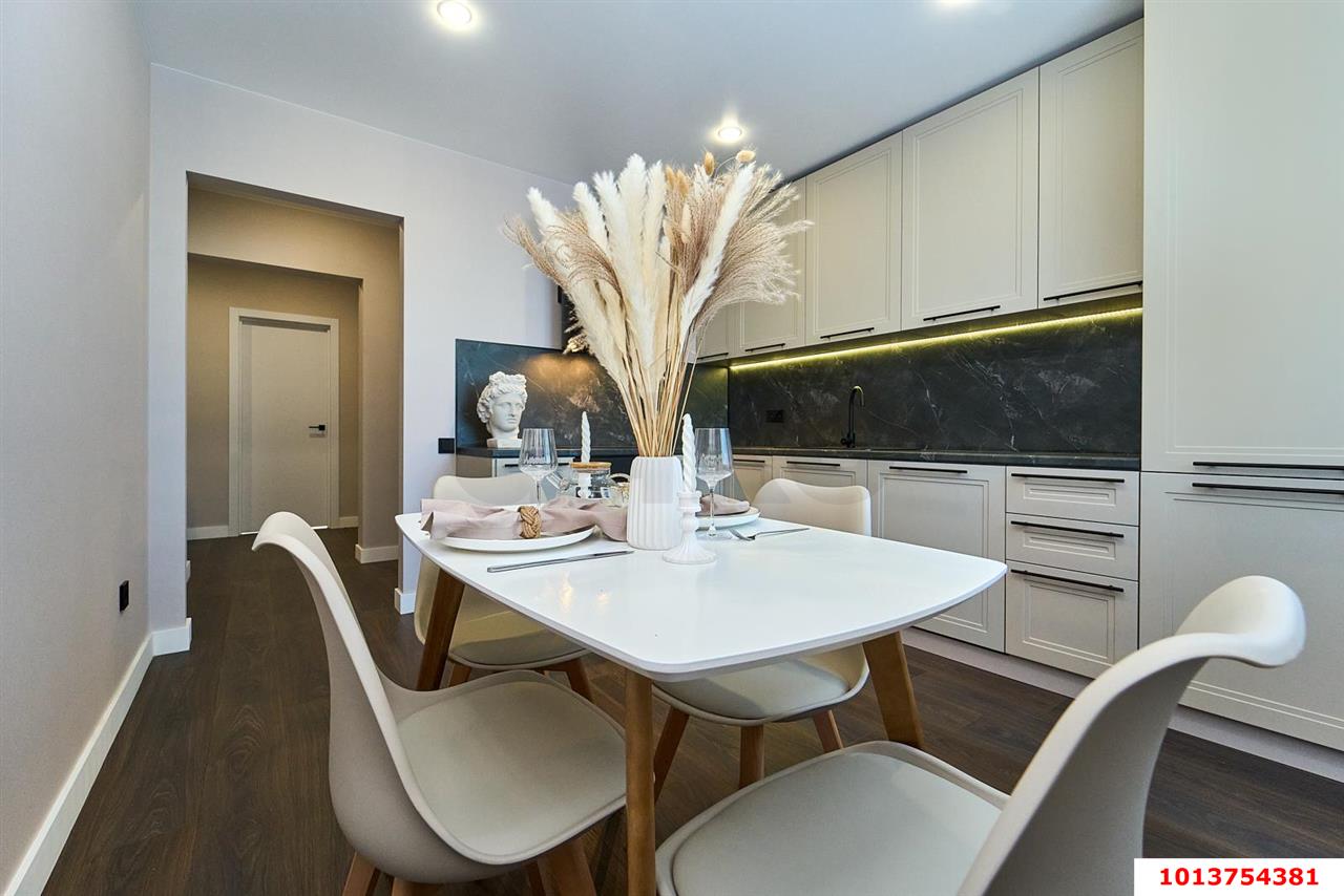 Фото №10: 2-комнатная квартира 54 м² - Краснодар, жилой комплекс Сограт, ул. Красных Партизан, 4/15