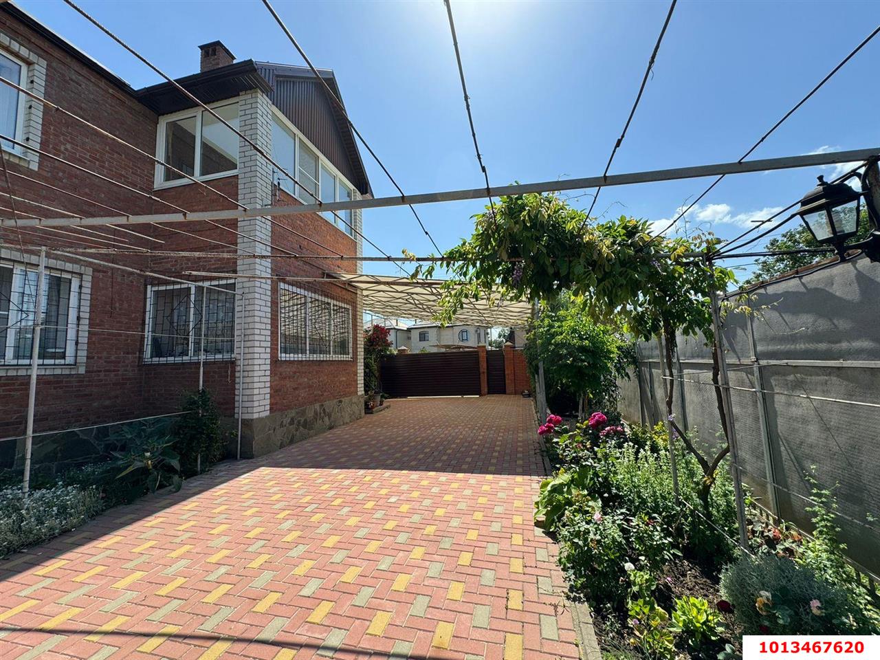 Фото №3: Дом 260 м² + 11 сот. - Краснодар, Прикубанский внутригородской округ, мкр. Отделение № 1 ОПХ Колос, ул. Кирпильская, 20