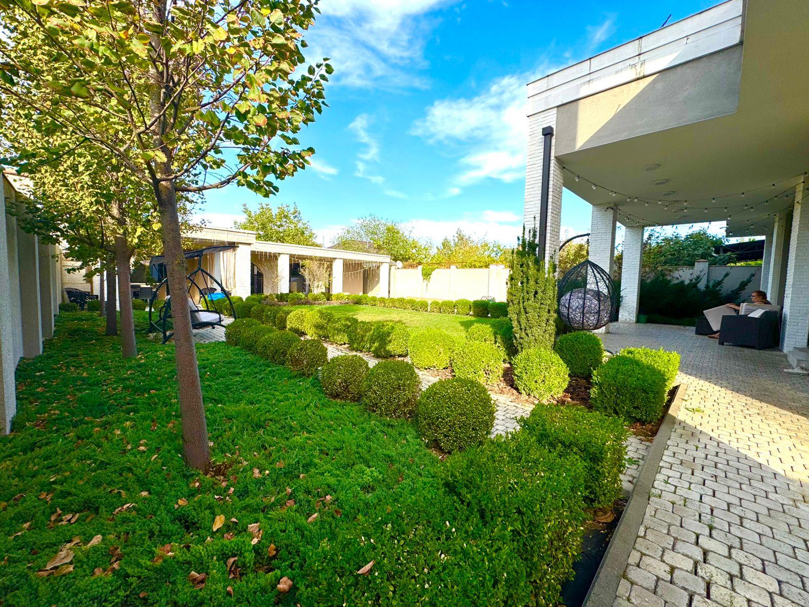 Фото №2: Дом 407 м² + 10 сот. - Краснодар, ул. Братьев Черников, 5