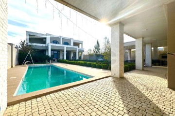 Фото №1: Дом 407 м² - Краснодар, мкр. Завод Радиоизмерительных Приборов, ул. Братьев Черников, 5