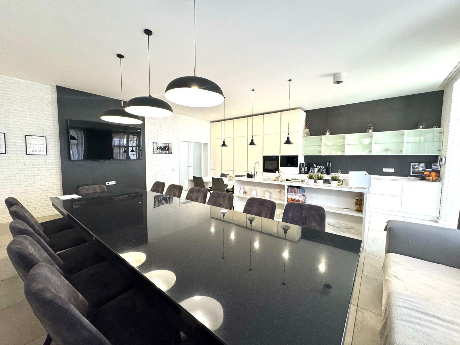 Фото №5: Дом 407 м² + 10 сот. - Краснодар, ул. Братьев Черников, 5