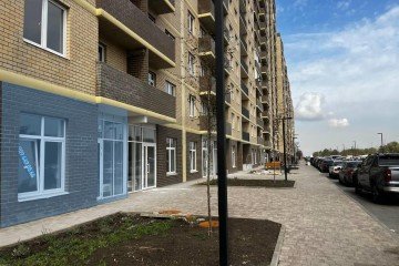 Фото №3: Торговое помещение 66 м² - Краснодар, мкр. жилой комплекс Дыхание, ул. Лётчика Позднякова, 2к21
